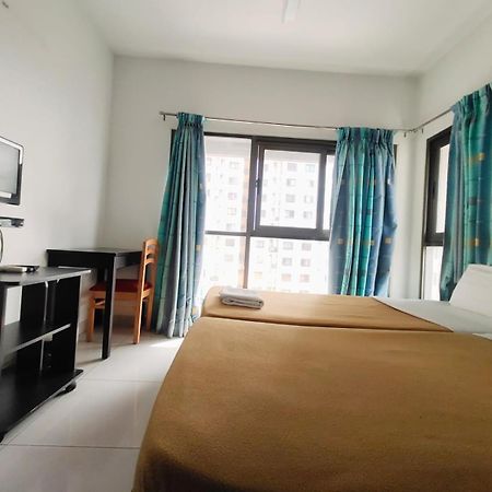 Private Rooms In Blue Ridge Хинджевади Екстериор снимка